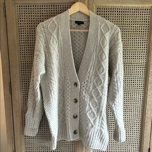 J.Crew Women's Tan/Cream Cable Knit Sweater small